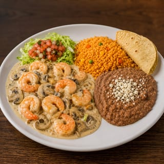 Camarones a la Crema (Shrimp in Cream Sauce)